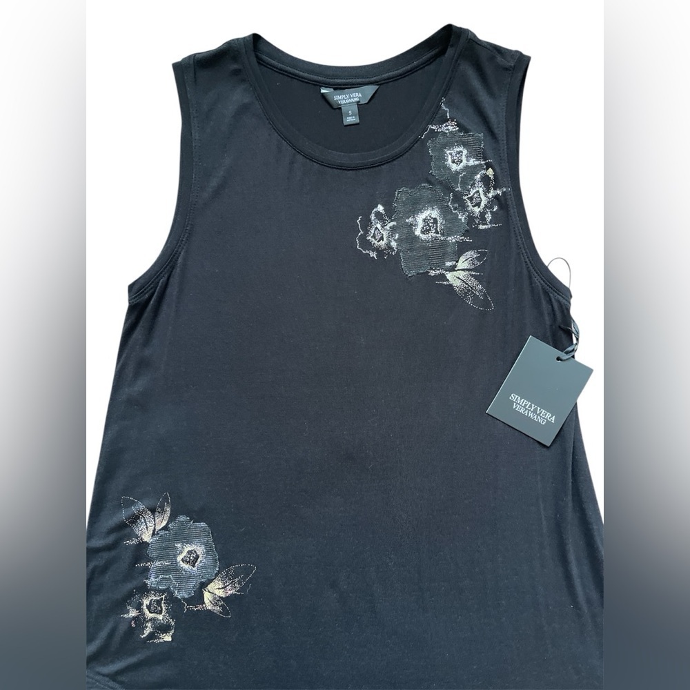 Simply Vera Black Floral Tank Top - Picture 2 of 3